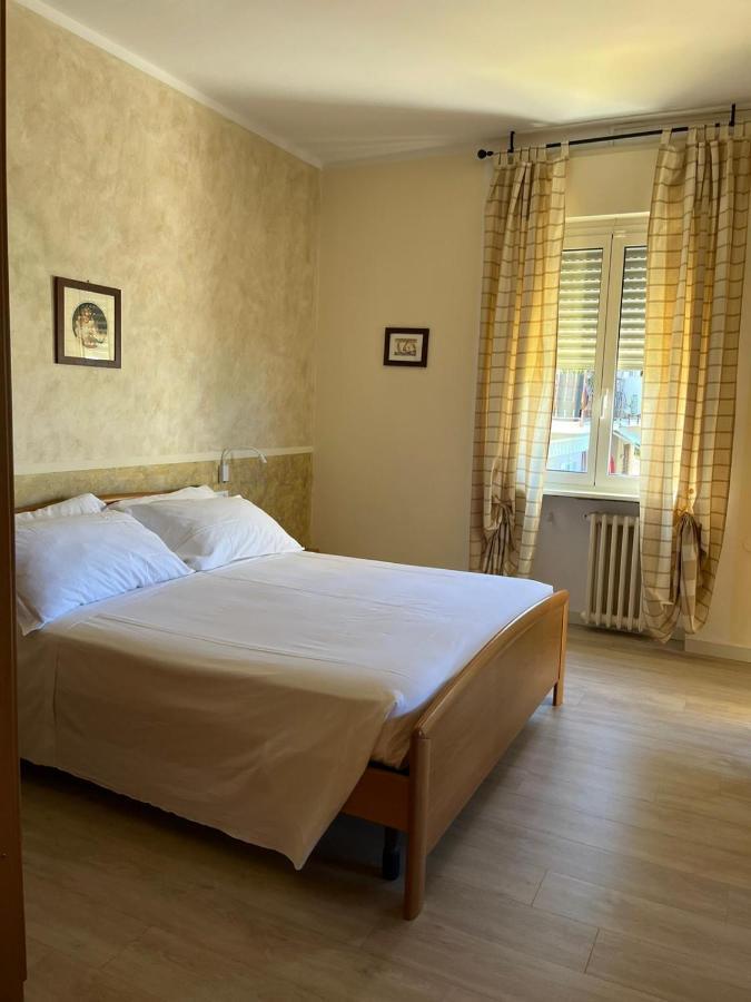 Albergo Aquila Lazise Exteriör bild
