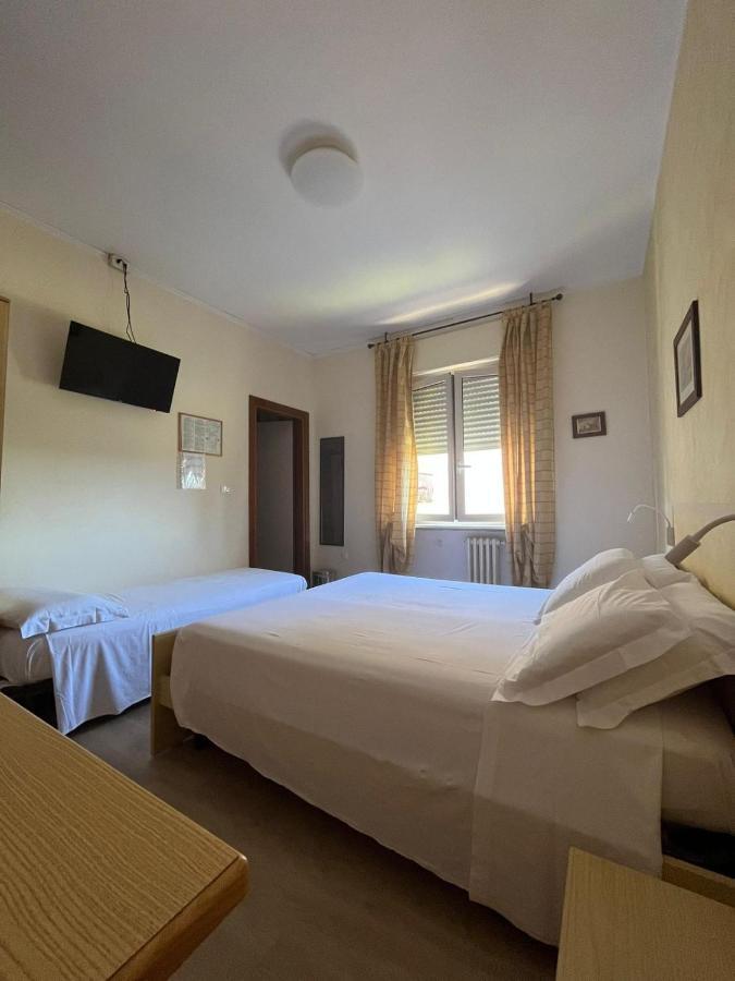 Albergo Aquila Lazise Exteriör bild