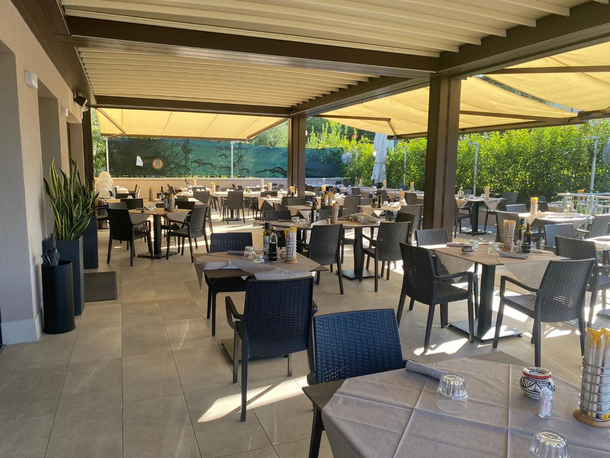Albergo Aquila Lazise Exteriör bild